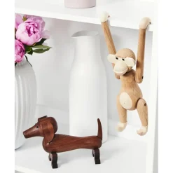 Clearance Figura Decorativa De Madera De Nogal Hund Figuras Decorativas